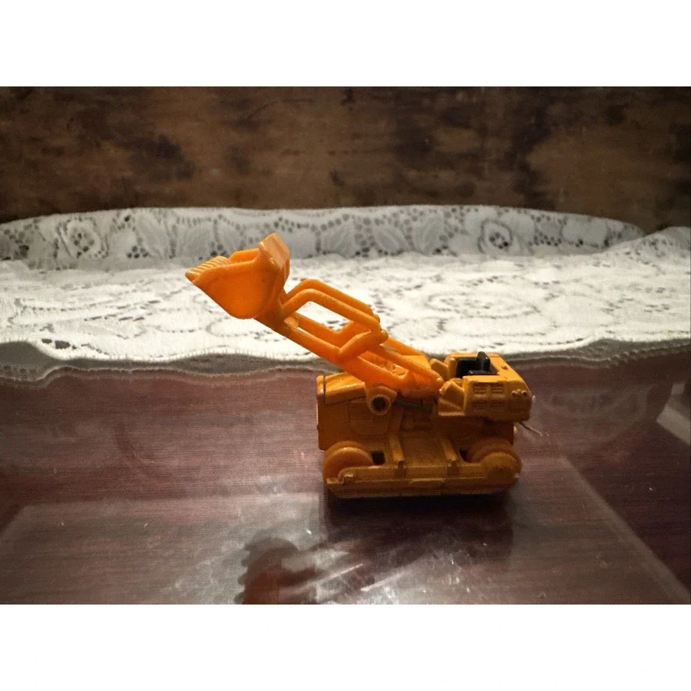 Tomica No. 106 S-1/87 Komatsu D65S Bulldozer Shovel Dozer Made In Japan